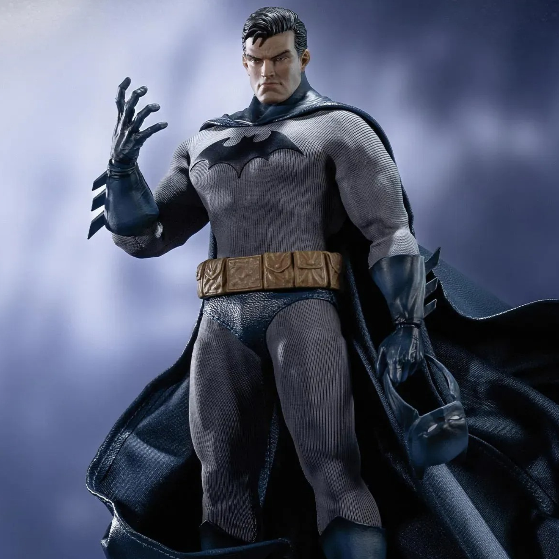 Gong Studios X Pop Mart Batman: Hush Batman (1:12 Scale Gong Studios X Pop Mart Batman: Hush Batman (1:12 Scale