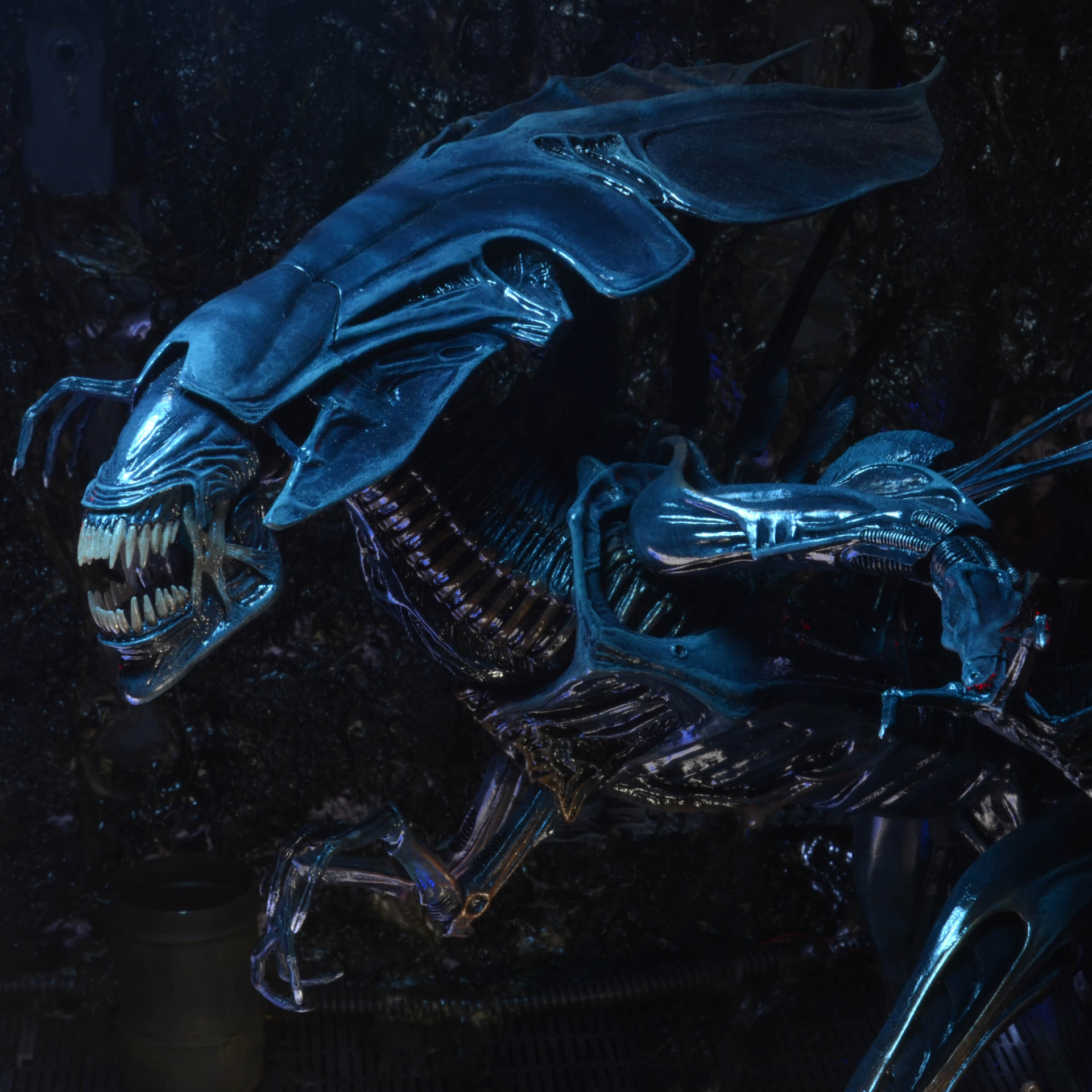 NECA Aliens Ultra Deluxe 40th Anniversary Alien Queen – Nerdzoic
