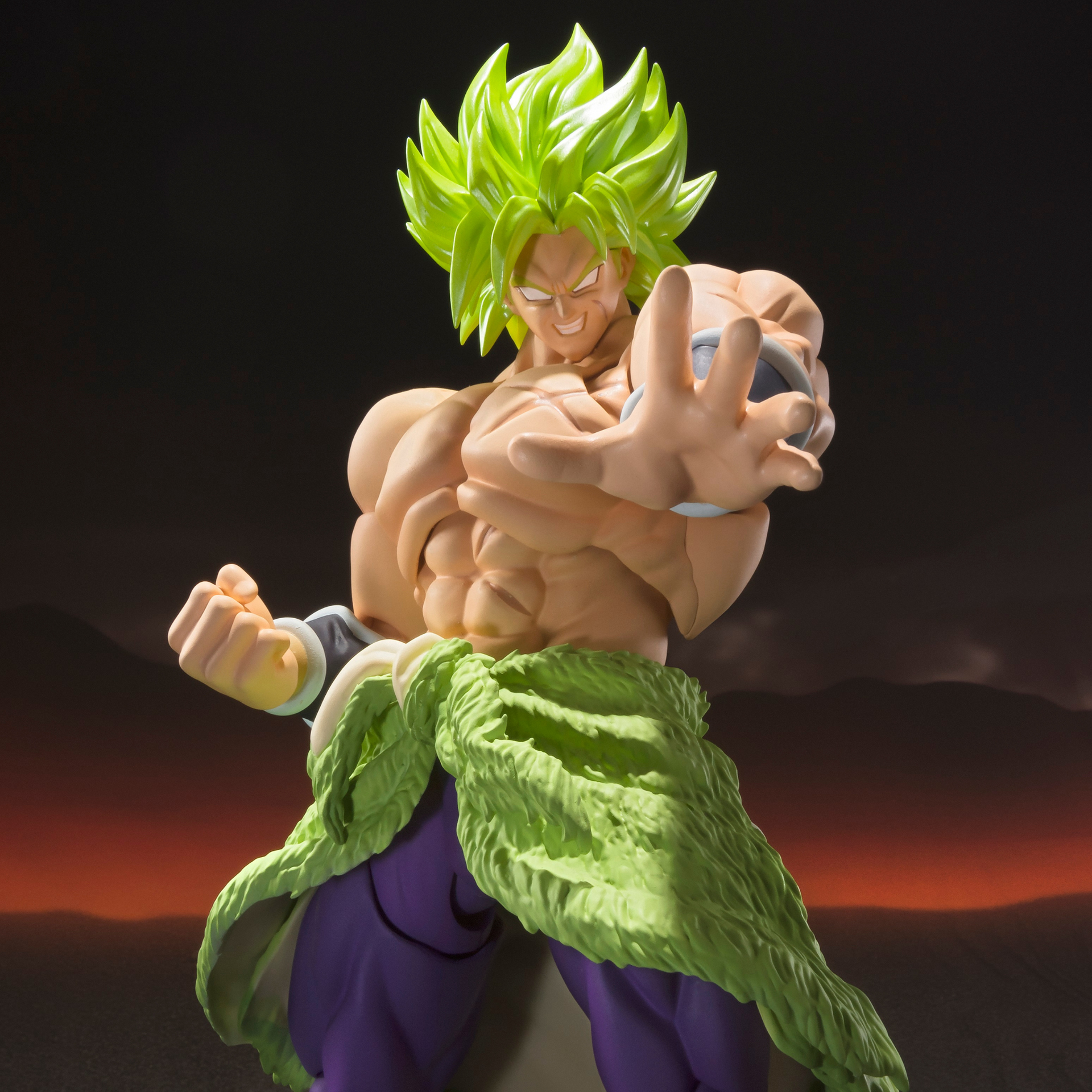 S.H. Figuarts Dragon Ball Super: Super Saiyan Broly Fully Power