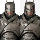 Batman v Superman: Dawn of Justice MAFEX #313 Armored Batman (Version 1.5)