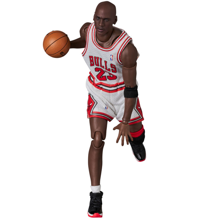 NBA MAFEX #255 Michael Jordan (Chicago Bulls Home)