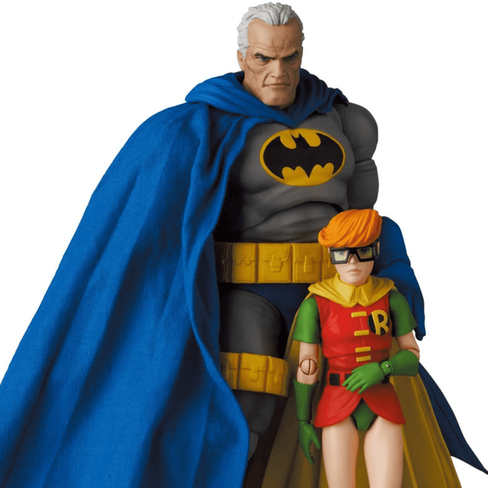 Batman: The Dark Knight Returns MAFEX #139 Batman (Blue Version) & Robin 2-Pack