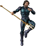DC MAFEX Aquaman (Stealth Suit)