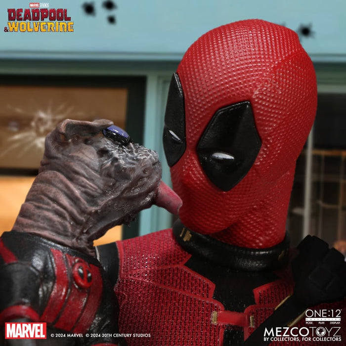 Deadpool & Wolverine Mezco One:12 Collective Deadpool (Deluxe Edition)