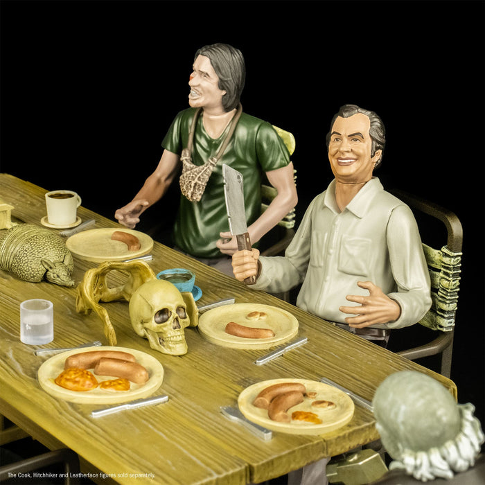 Texas Chainsaw Massacre Dinner Scene Playset with Sally & Grandma (5" Scale)