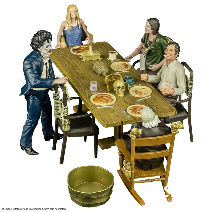 Texas Chainsaw Massacre Dinner Scene Playset with Sally & Grandma (5" Scale)