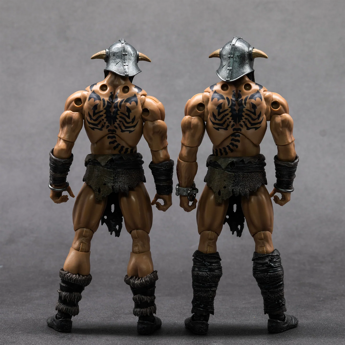 Savage Crucible Varnoks Unchained BUNDLE OF 2 - Action Figures