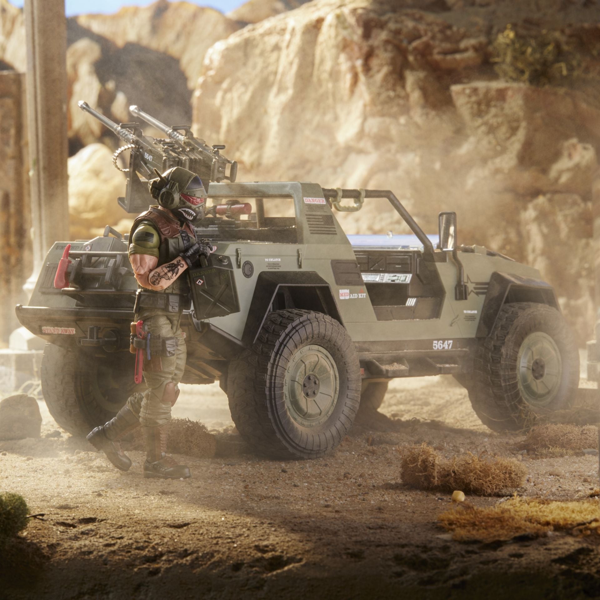 G.I. Joe Classified Series Vehicle Bundle: #112 VAMP & #120 Cobra Night Attack Stinger - Action Figures