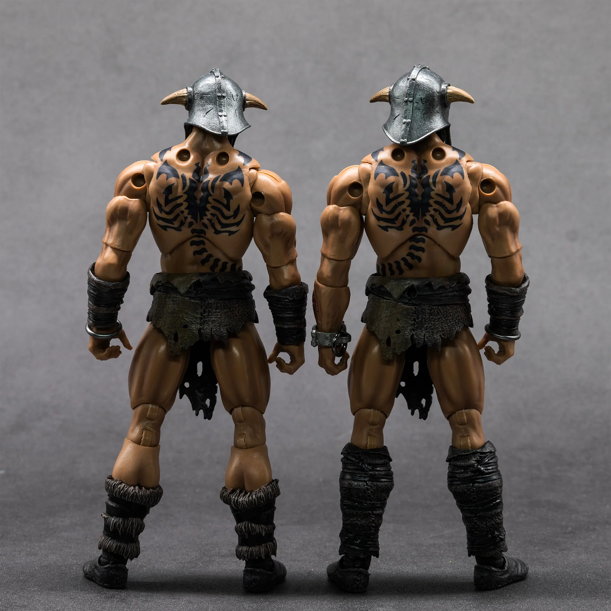 Savage Crucible Varnoks Unchained BUNDLE OF 2 - Action Figures