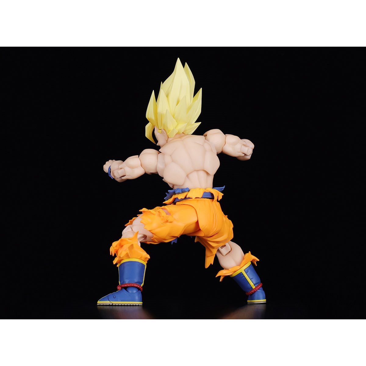 S.H. Figuarts Dragon Ball Z Super Saiyan Goku (Legendary Super Saiyan) (Re-Issue) - Action Figures