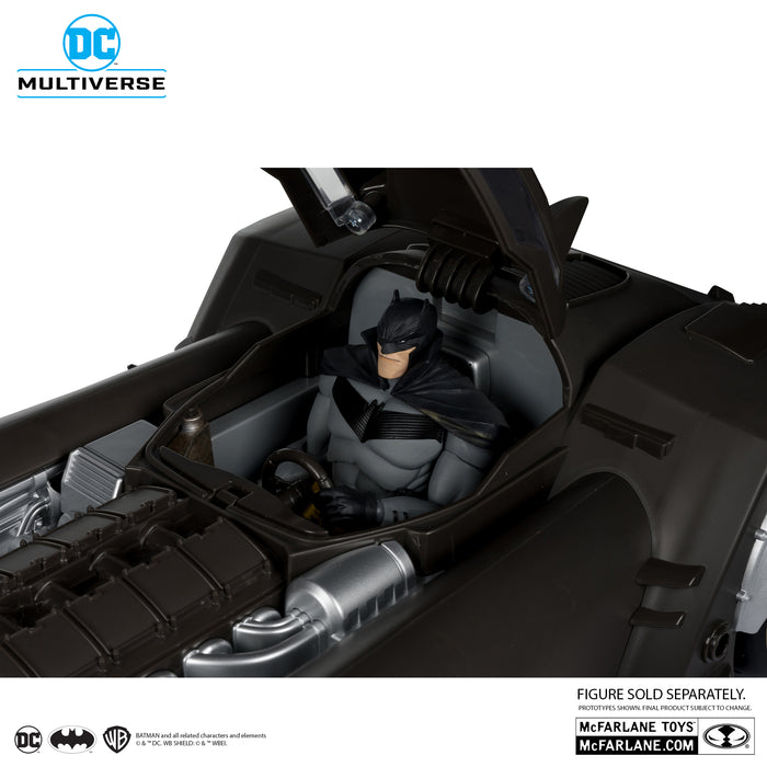 DC Multiverse Exclusive Gold Label Batmobile (Batman White Knight)