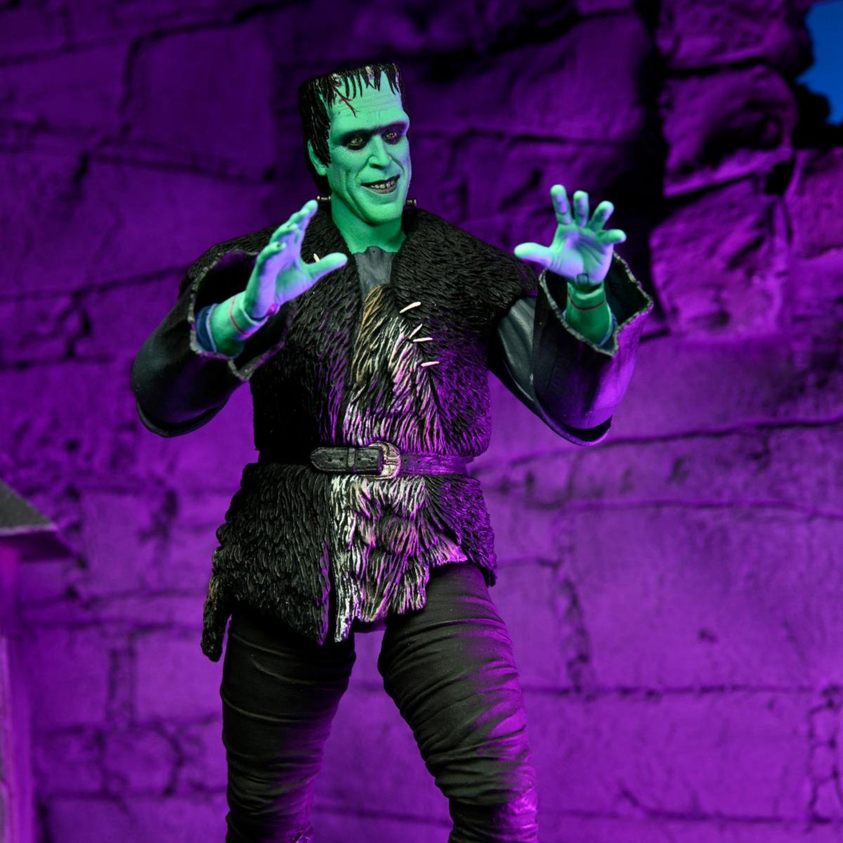 NECA Rob Zombie's The Munsters statuetta Ultimate Lily Munster 18 cm NECA Rob Zombie's The Munsters statuetta Ultimate Lily Munster 18 cm