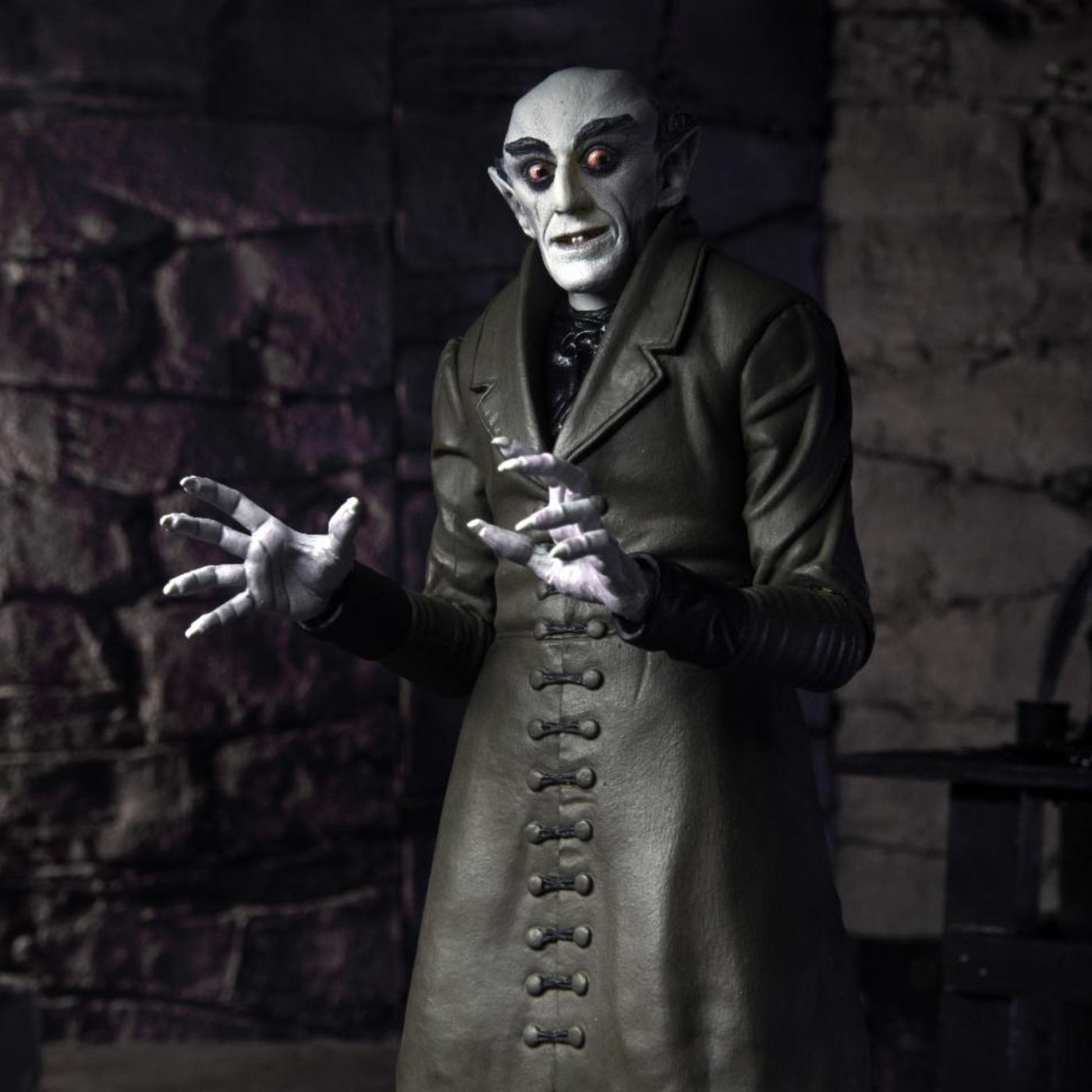 NECA Nosferatu Ultimate Count Orlok — Nerdzoic Toy Store NECA Nosferatu Ultimate Count Orlok — Nerdzoic Toy Store