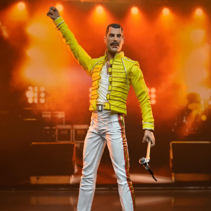 freddie mercury yellow jacket concert