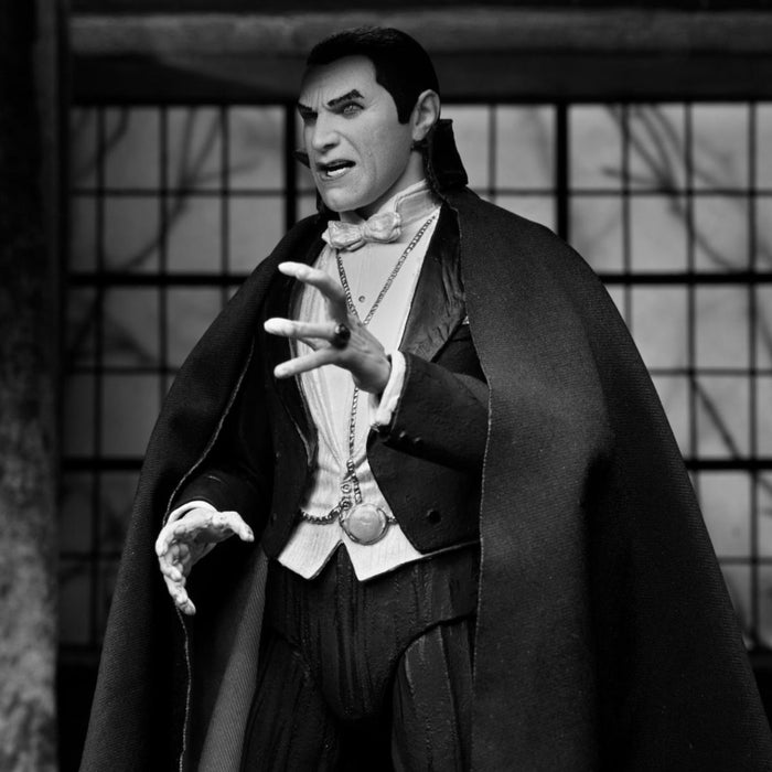 NECA Universal Monsters Ultimate Dracula (Carfax Abbey)