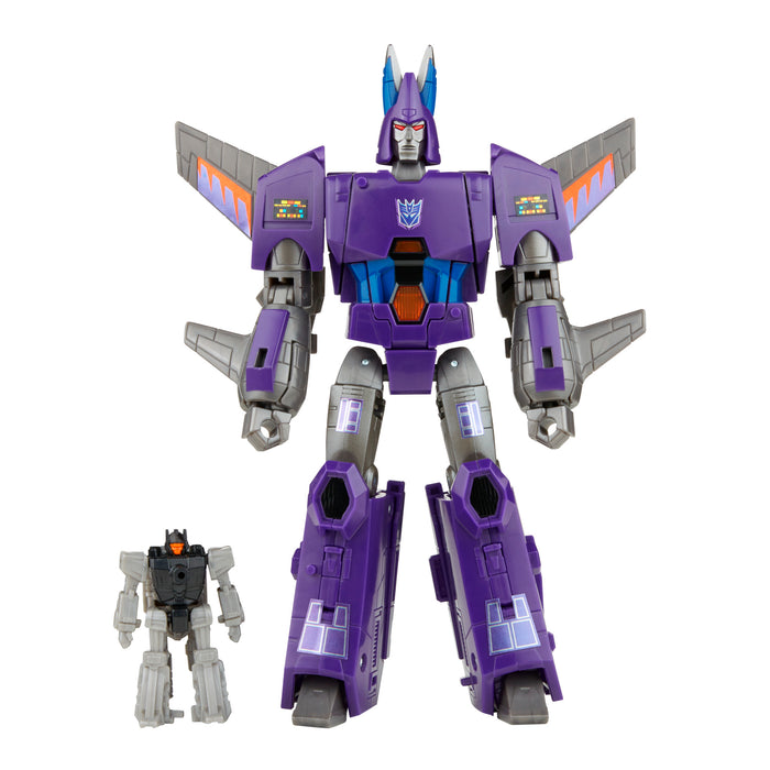 Transformers Generations Selects Legacy Voyager Cyclonus and Nightstick