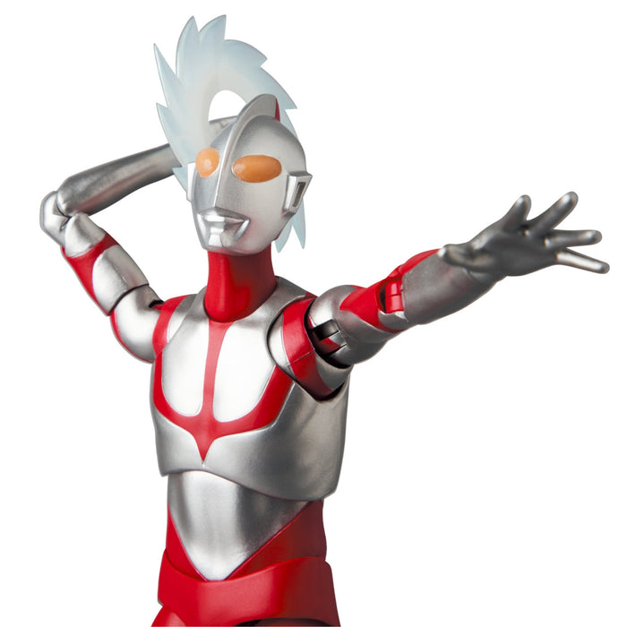 Shin Ultraman MAFEX #207 Ultraman (Deluxe Version)