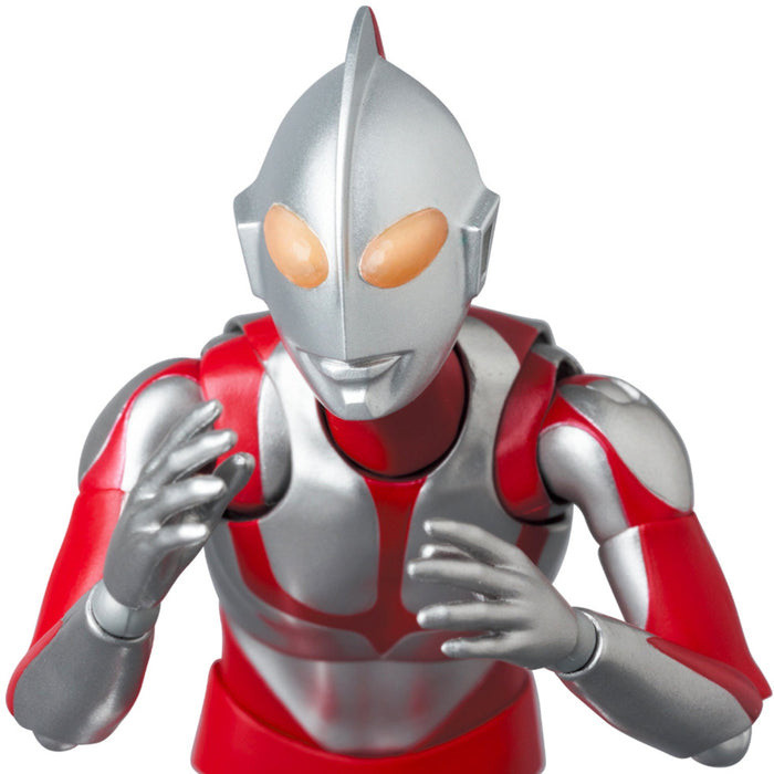 Shin Ultraman MAFEX #207 Ultraman (Deluxe Version)