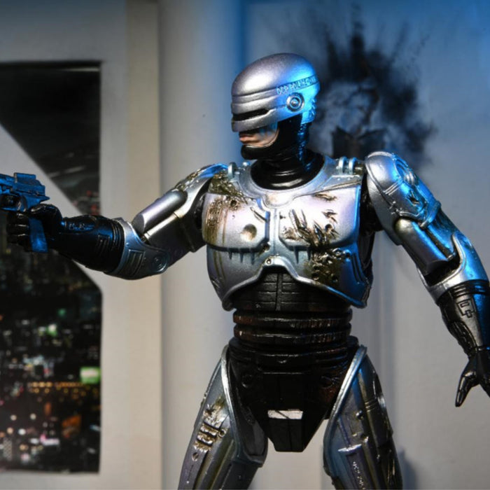 NECA Ultimate Battle Damaged RoboCop with Chair