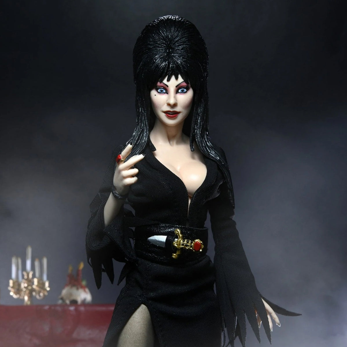 NECA Elvira Mistress of the Dark (8