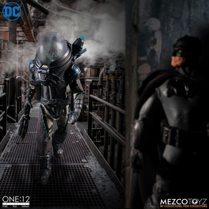 DC Comics Mezco One:12 Collective Deluxe Mr. Freeze