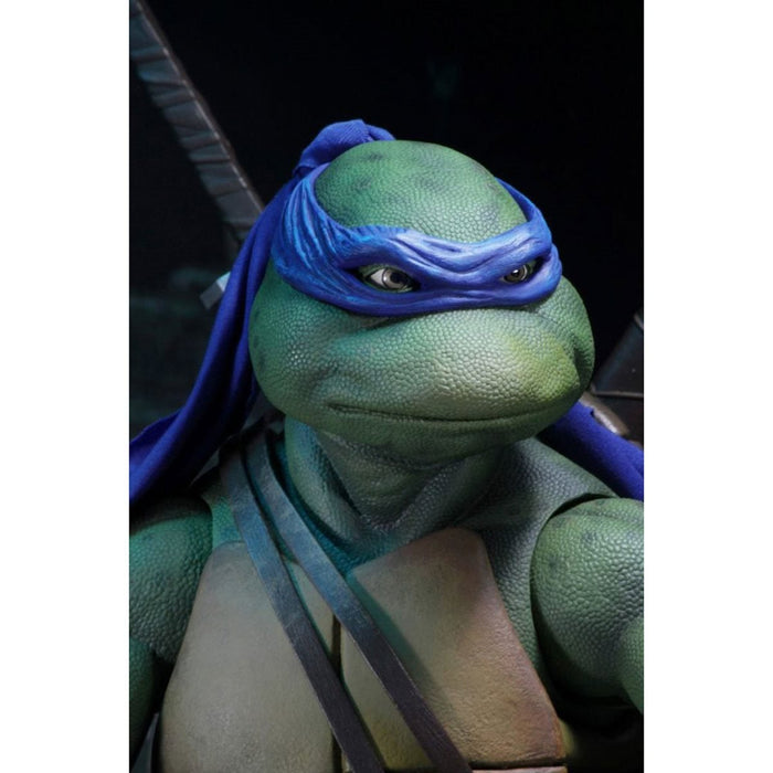 NECA Teenage Mutant Ninja Turtles 1990 Movie Leonardo (1:4 Scale)