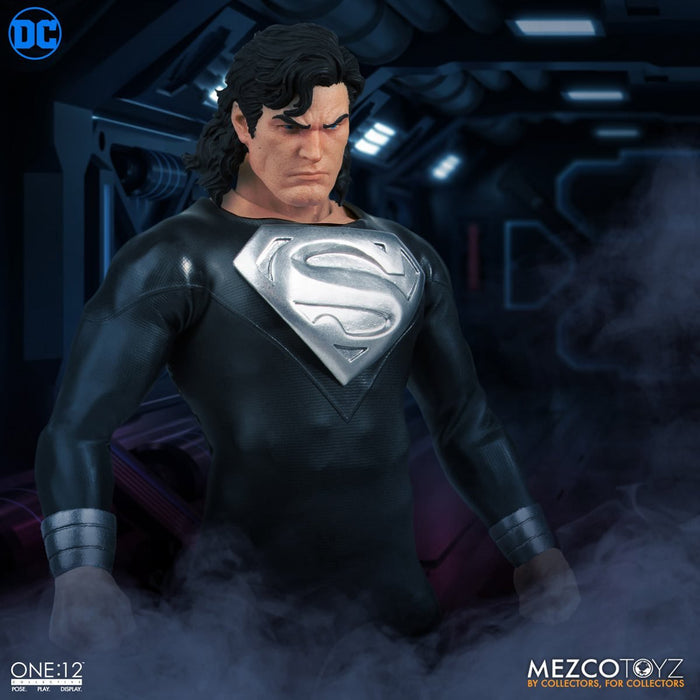 DC Comics Mezco One:12 Collective Superman Recovery Suit Edition